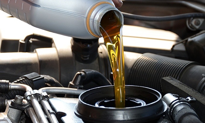 Oil Change and Lube in Kansas City, MO